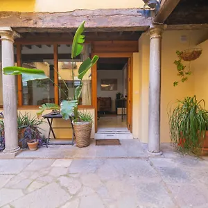 Alh Patio Apartamento